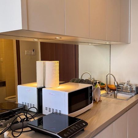 Nagoya Thamrin Apartment High Floor With View Exteriér fotografie