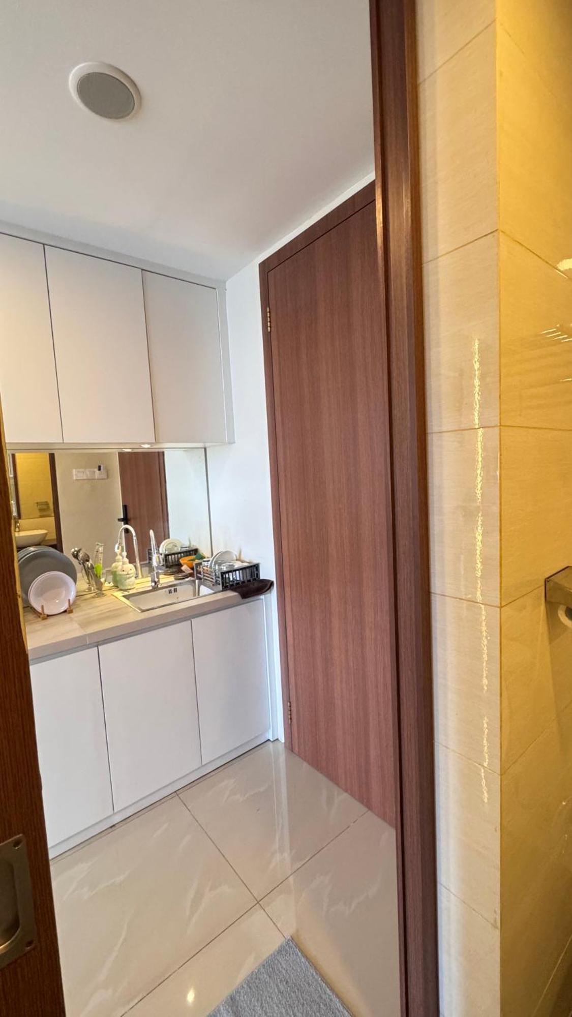 Nagoya Thamrin Apartment High Floor With View Exteriér fotografie
