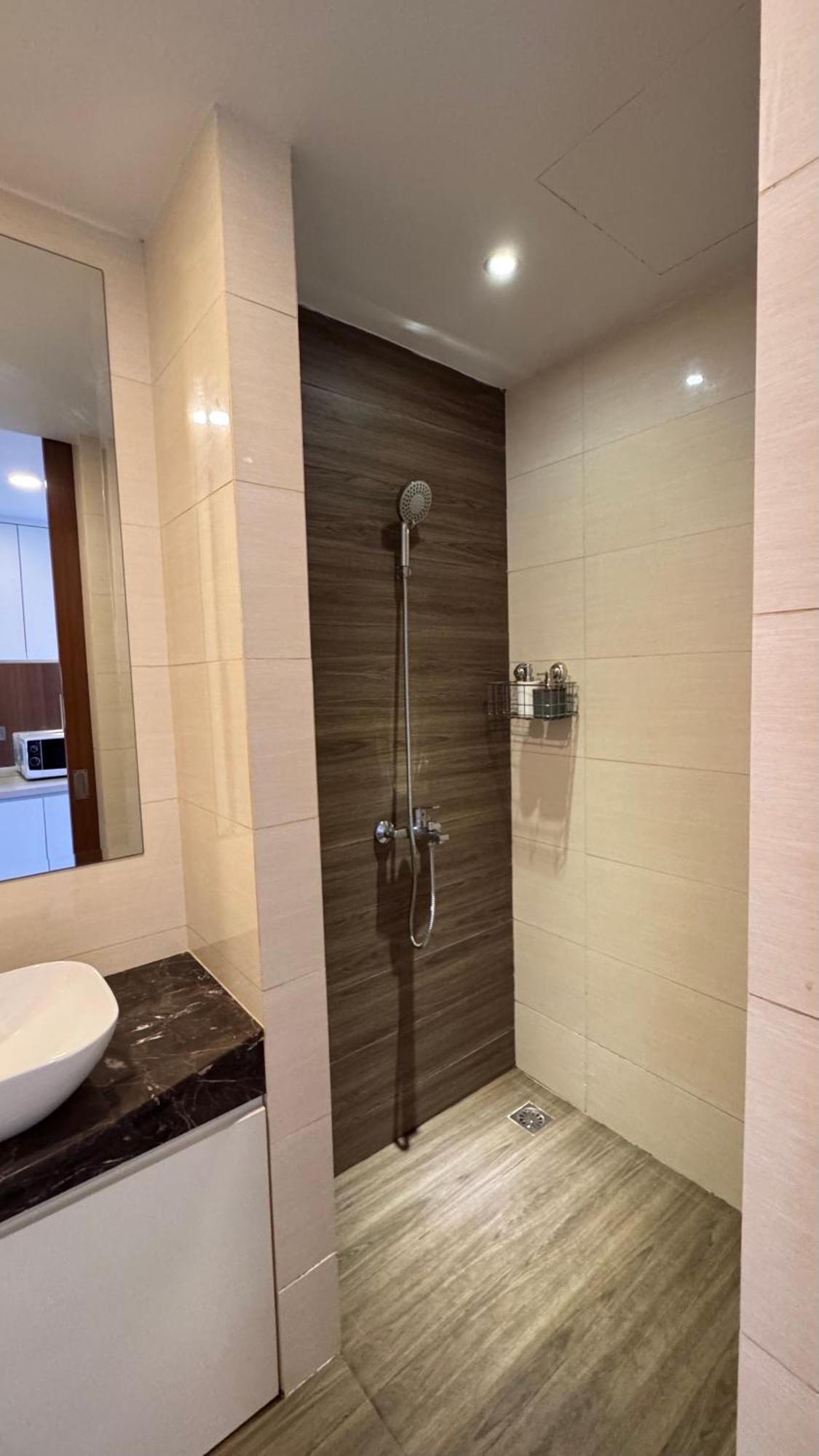 Nagoya Thamrin Apartment High Floor With View Exteriér fotografie
