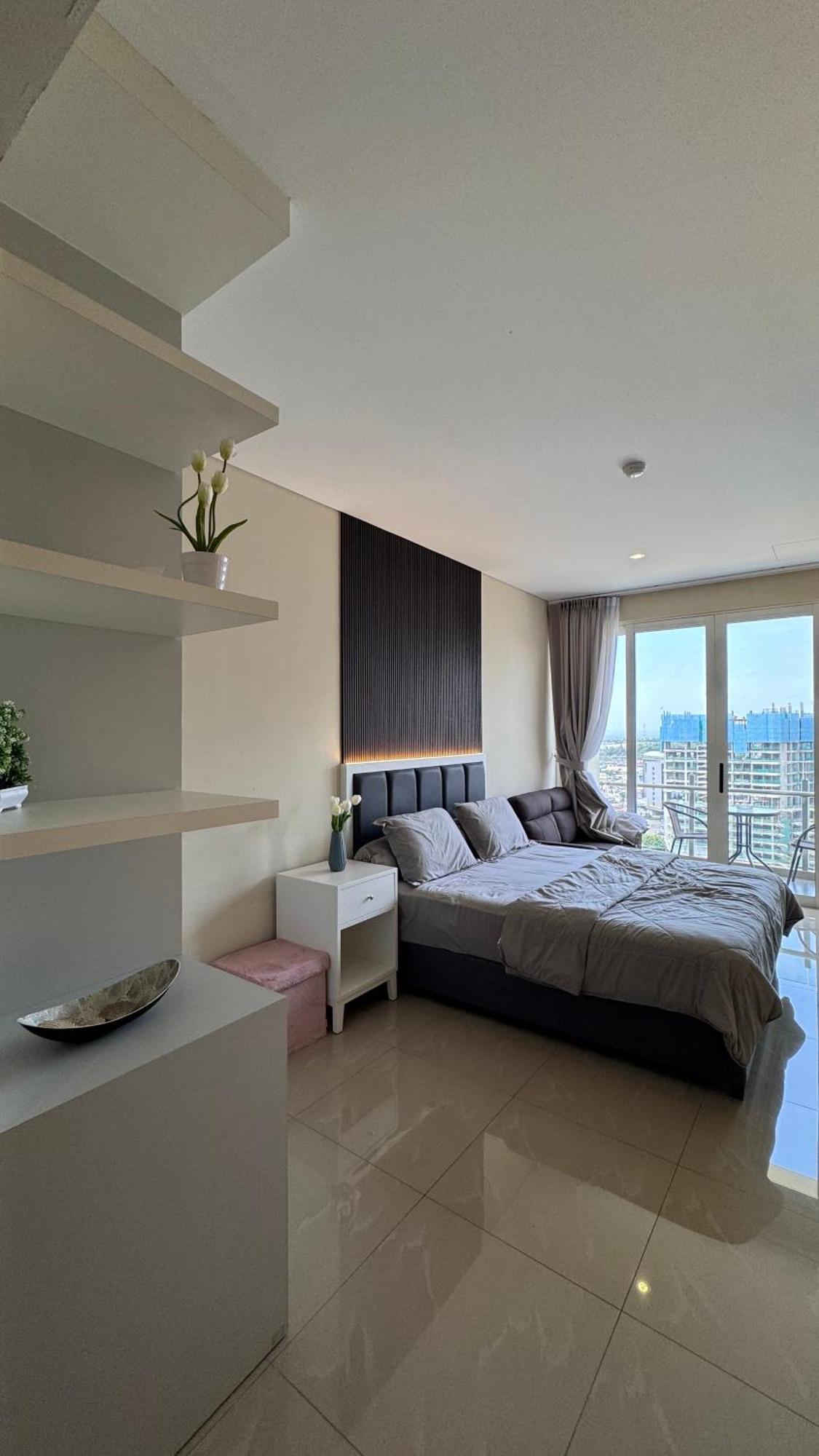 Nagoya Thamrin Apartment High Floor With View Exteriér fotografie